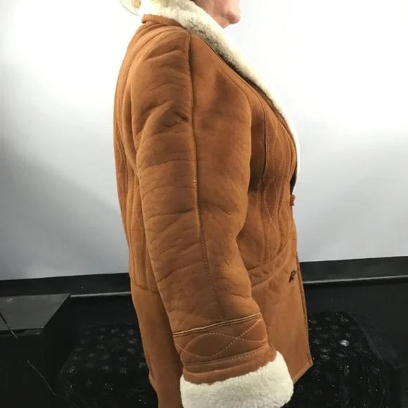 Hide Society Canada genuine Sheepskin jacket WARM authentication included - Picture 3 of 8